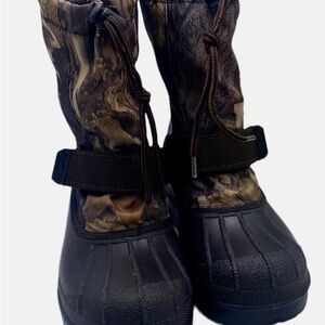 Boys Crater Ridge Size 4 Camo Winter Boots